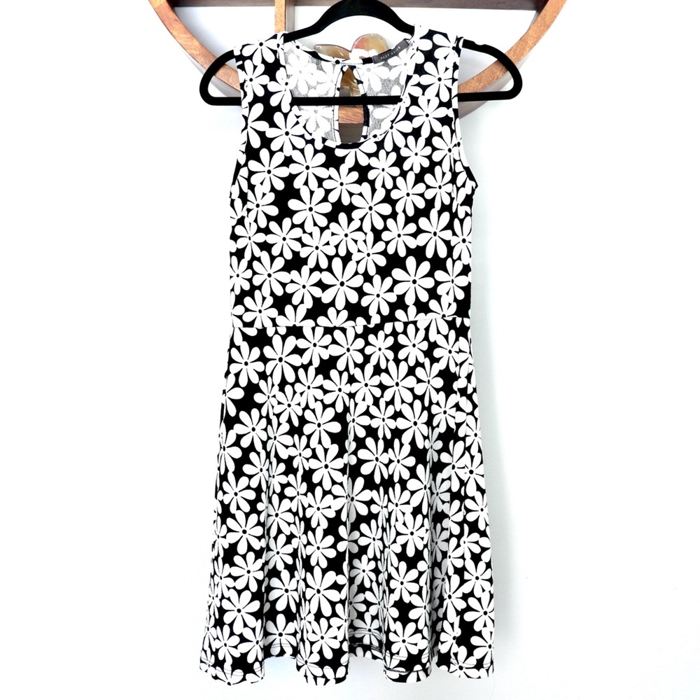 90s/00’s mini dress
